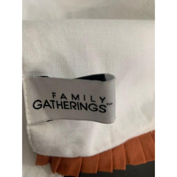 Family Gatherings 16x72 Fall Pumpkin With Vines Cotton Table Runner - Picture 10 of 11